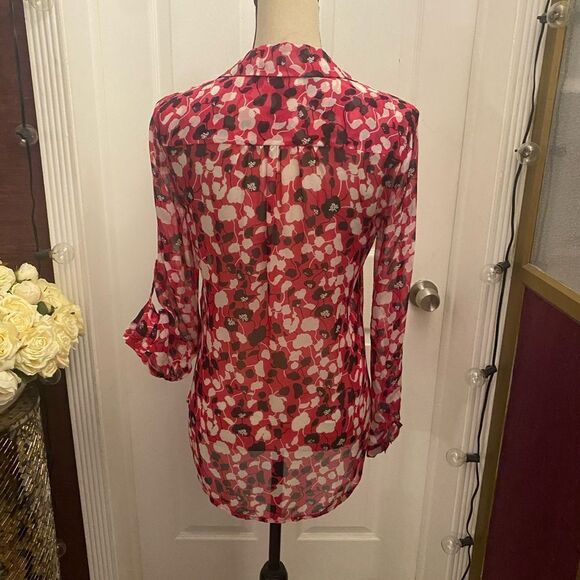 Diane Von Furstenberg 100% silk blouse, size 0 - Picture 6 of 10